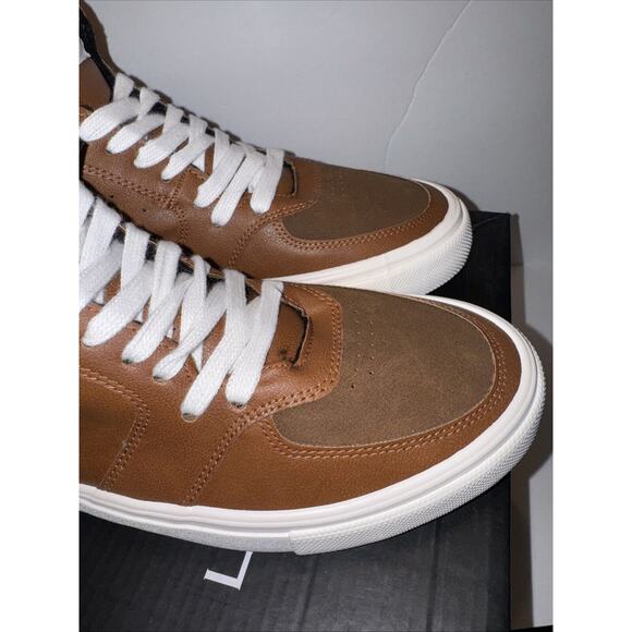 London Fog LFM-Blake Cognac Size 9 NIB W/Memory Foam main image 9